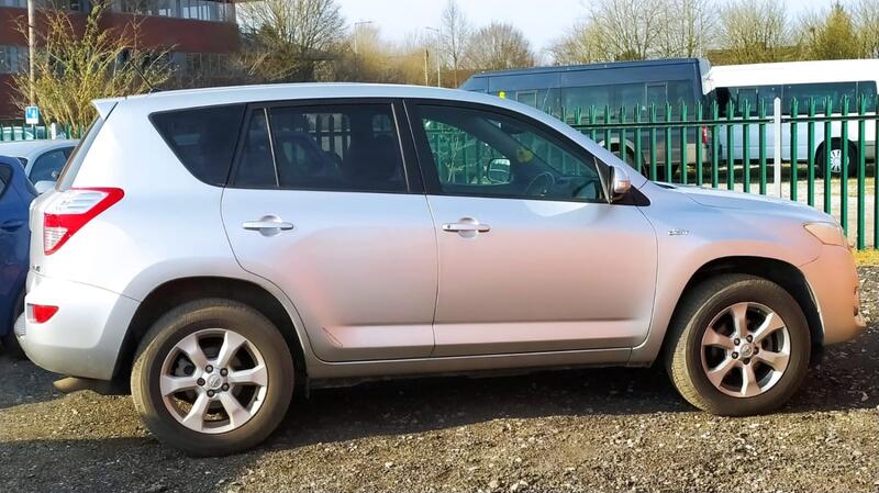 TOYOTA RAV4