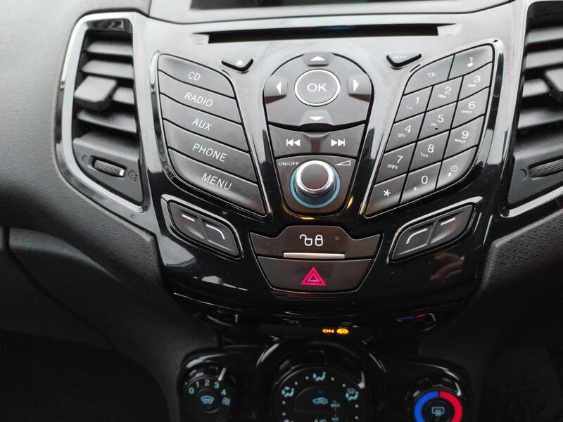 FORD FIESTA