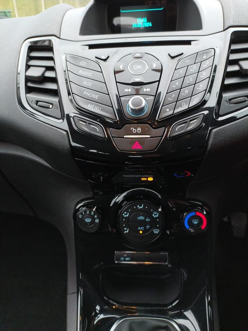 FORD FIESTA