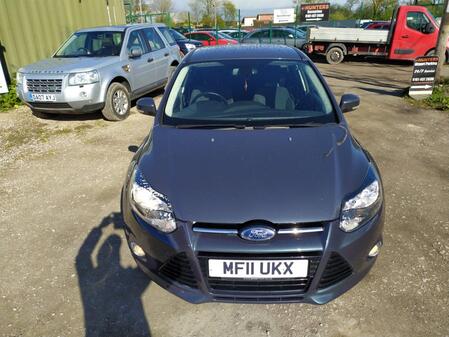 FORD FOCUS 1.6 Titanium