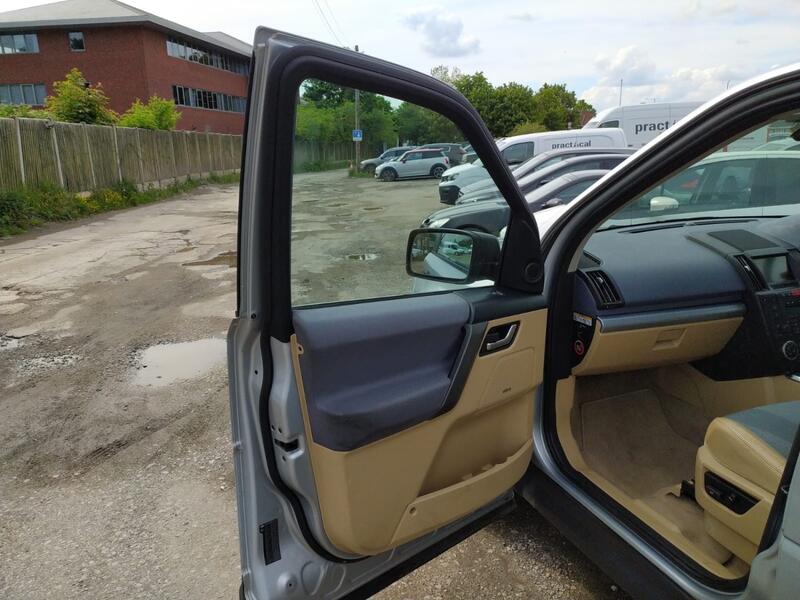 LAND ROVER FREELANDER 2