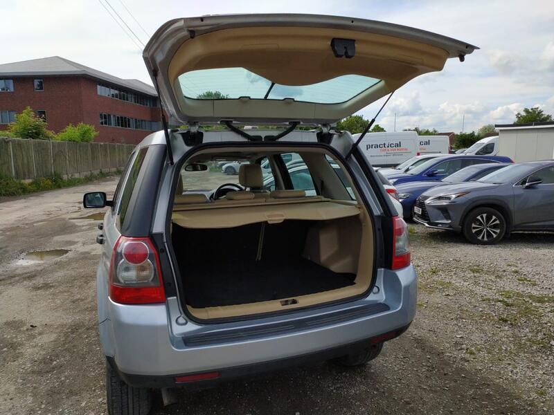 LAND ROVER FREELANDER 2