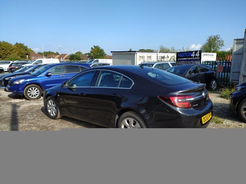 VAUXHALL INSIGNIA