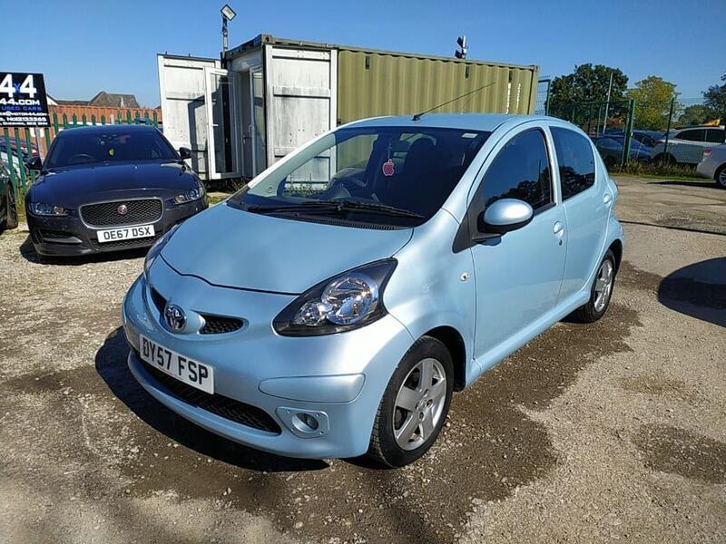 TOYOTA AYGO