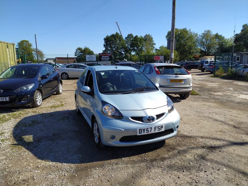TOYOTA AYGO