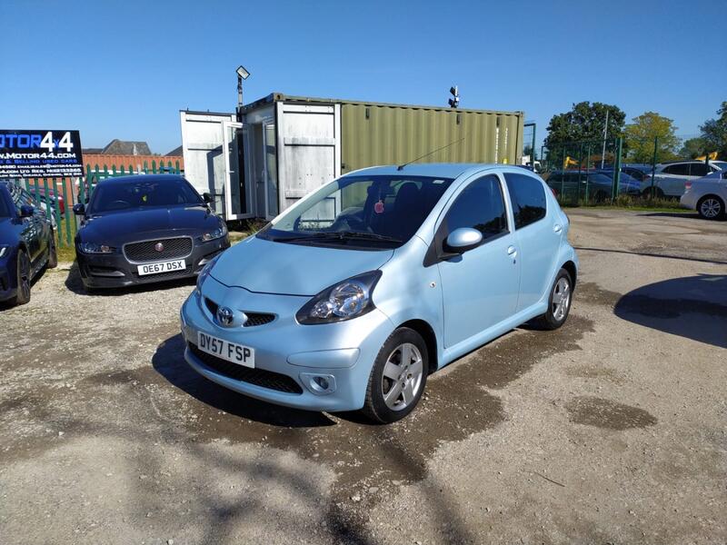 TOYOTA AYGO