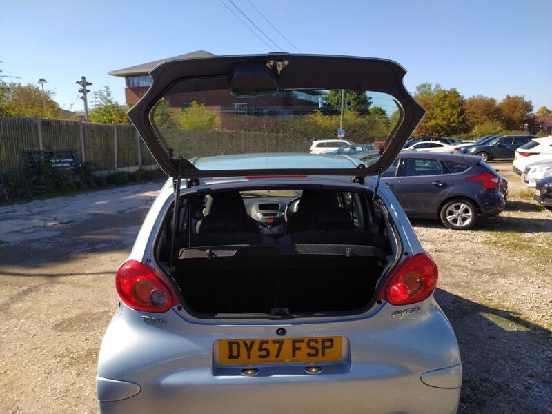 TOYOTA AYGO