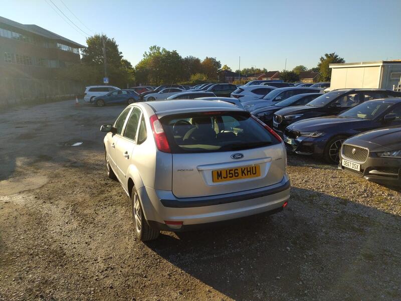 FORD FOCUS