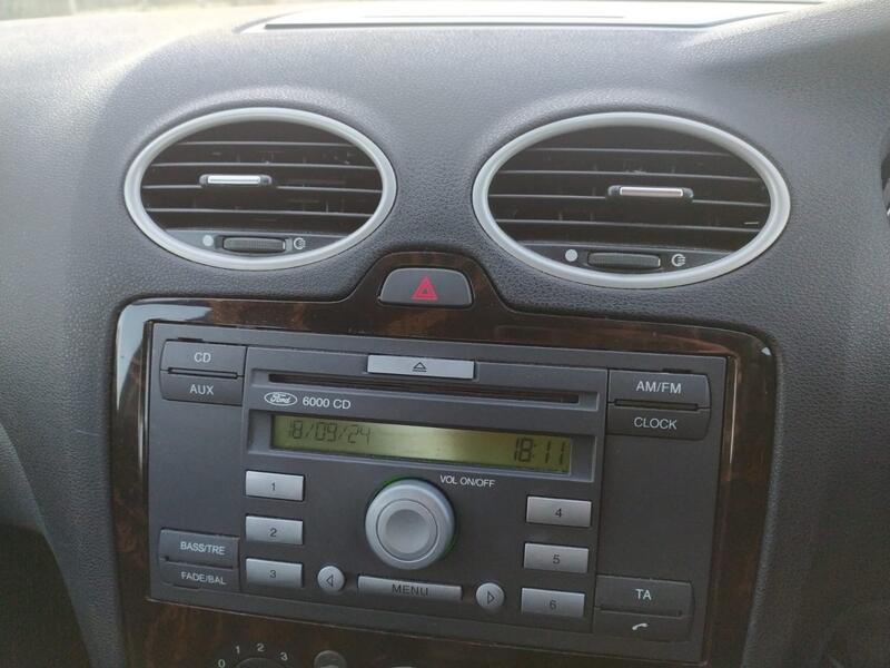 FORD FOCUS