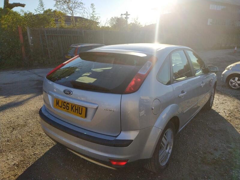 FORD FOCUS