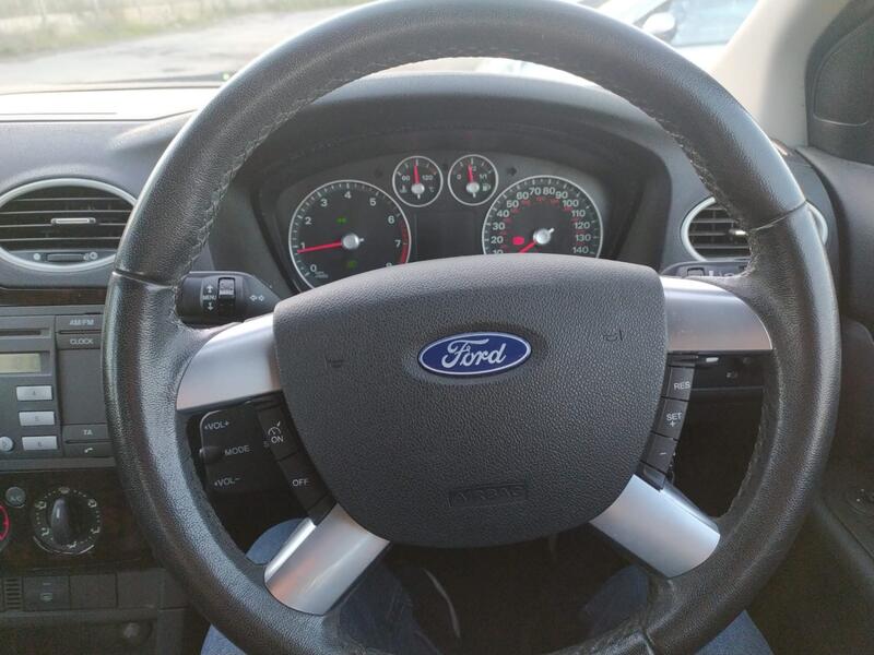FORD FOCUS
