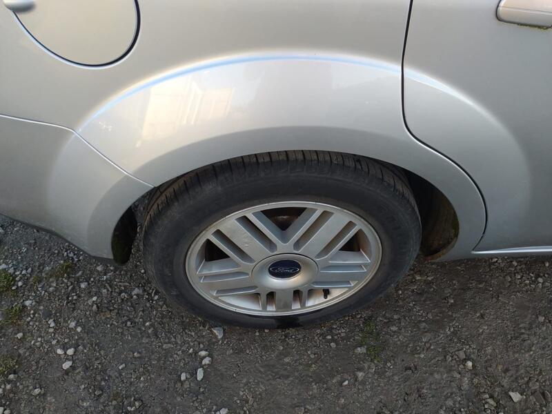 FORD FOCUS