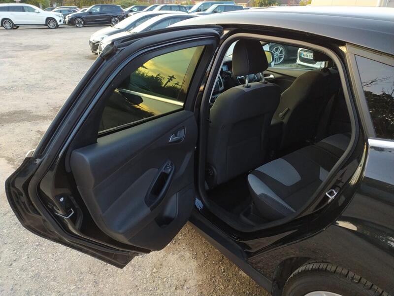 FORD FOCUS