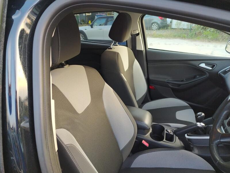 FORD FOCUS