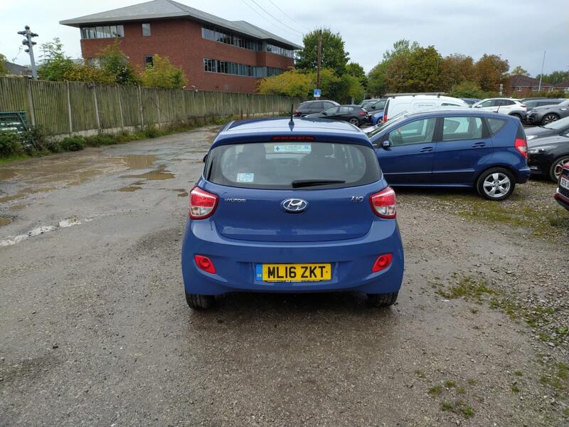 HYUNDAI I10