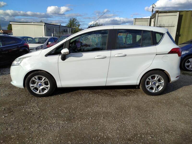 FORD B-MAX