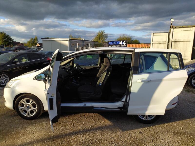 FORD B-MAX