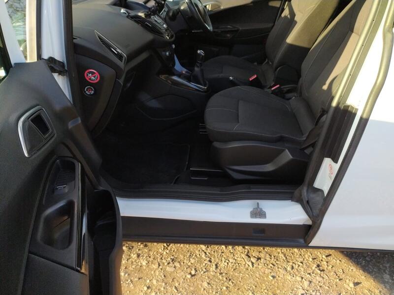 FORD B-MAX