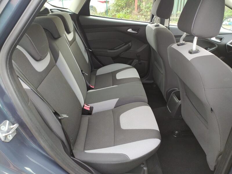 FORD FOCUS