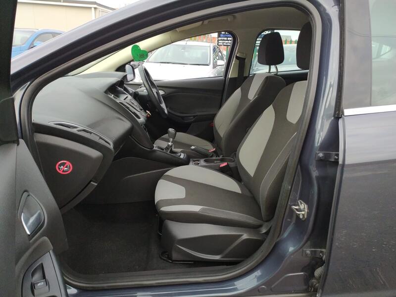 FORD FOCUS