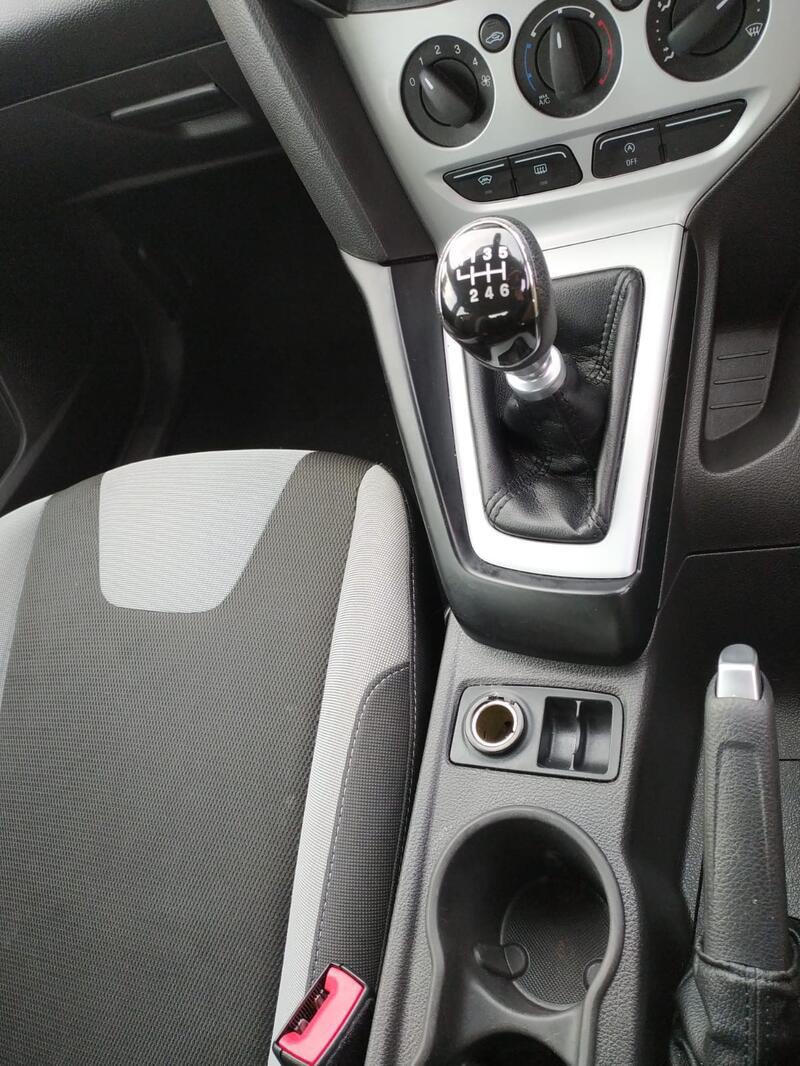 FORD FOCUS