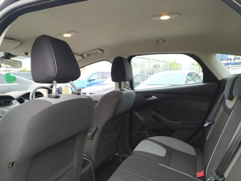 FORD FOCUS