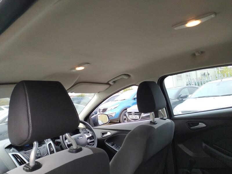 FORD FOCUS