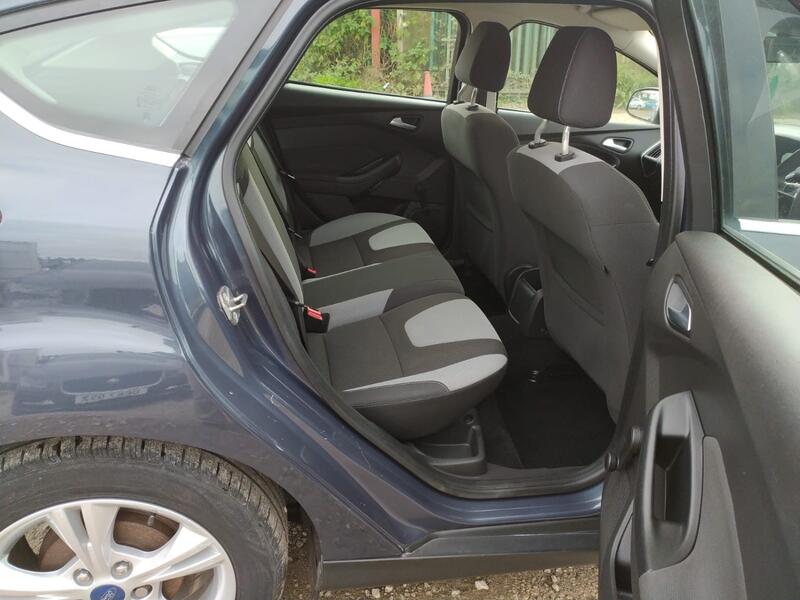 FORD FOCUS