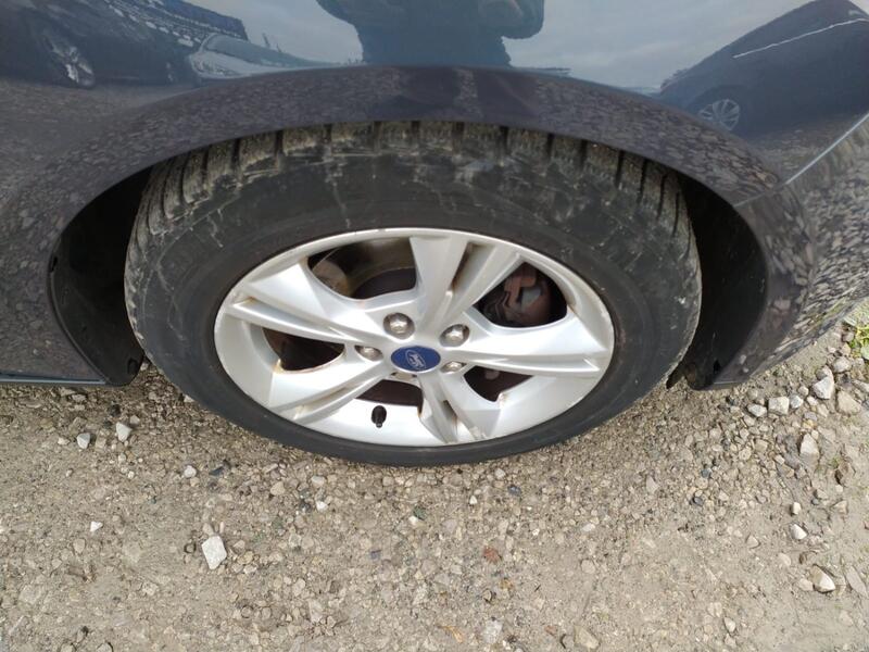 FORD FOCUS