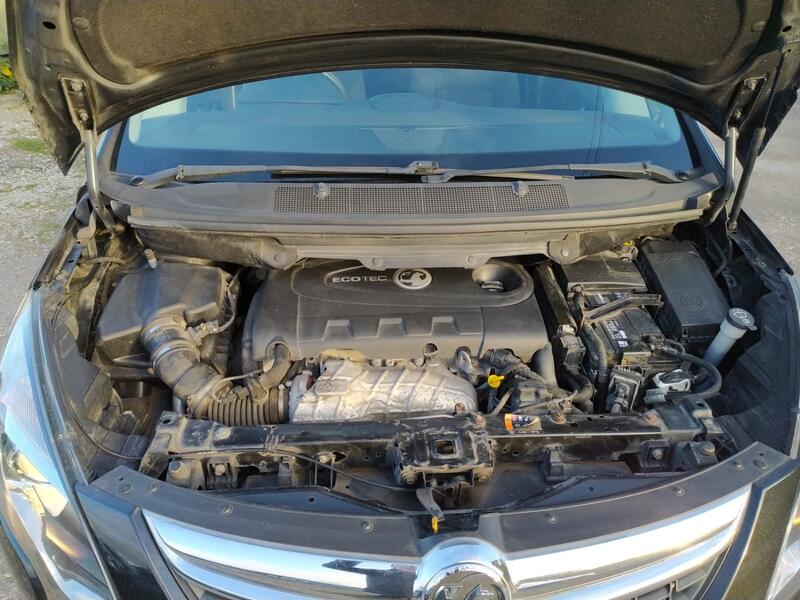 VAUXHALL ZAFIRA TOURER