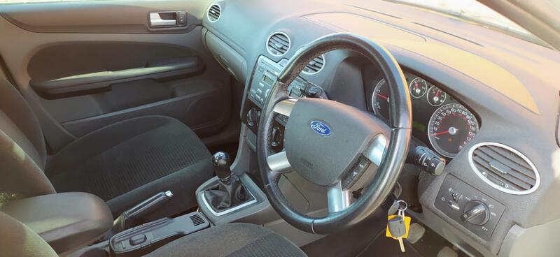 FORD FOCUS