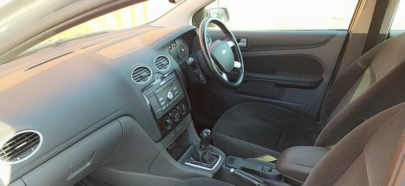 FORD FOCUS