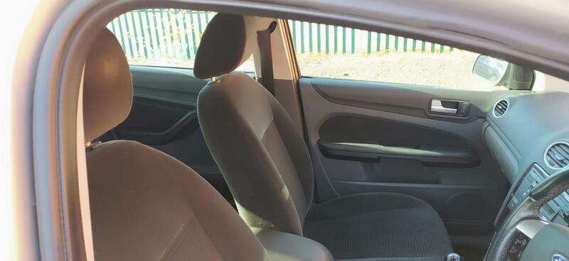 FORD FOCUS