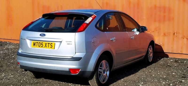 FORD FOCUS